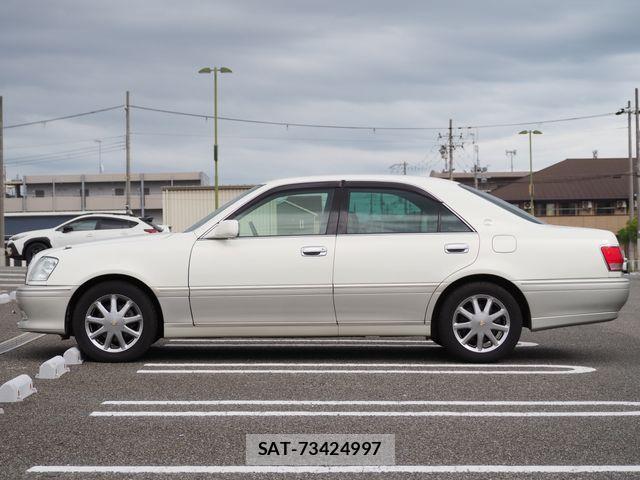 Toyota CROWN SEDAN 2003-11 8438022-8