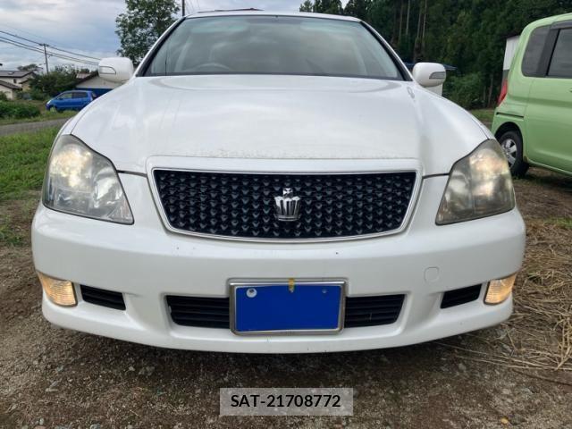 Toyota CROWN SEDAN 2005-12 8438025-2