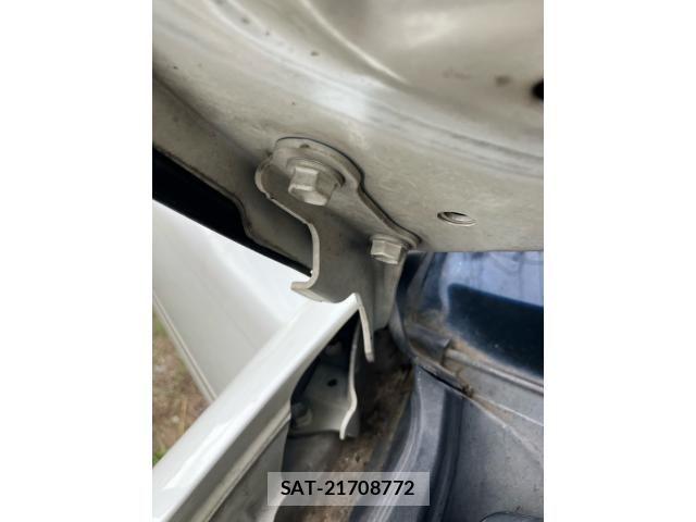 Toyota CROWN SEDAN 2005-12 8438025-4