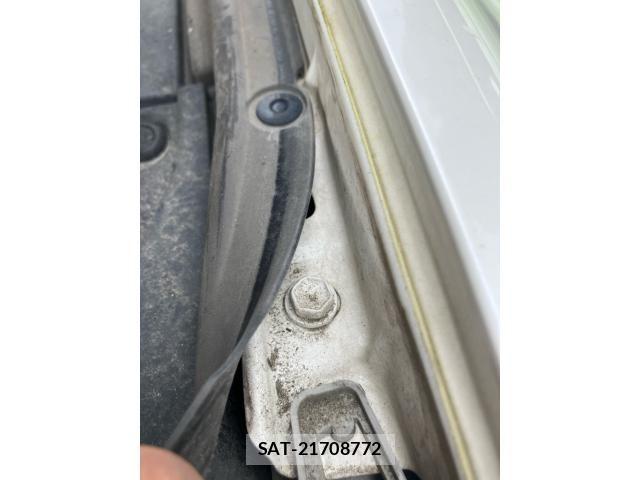 Toyota CROWN SEDAN 2005-12 8438025-5
