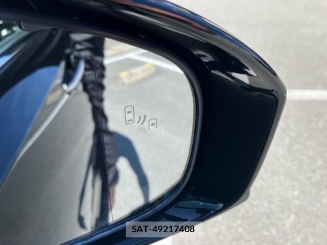 Toyota CROWN SEDAN 2015-11 8438020-11
