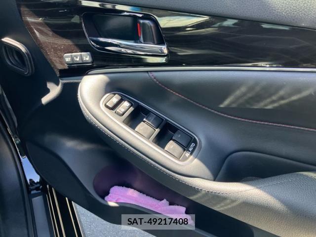 Toyota CROWN SEDAN 2015-11 8438020-12