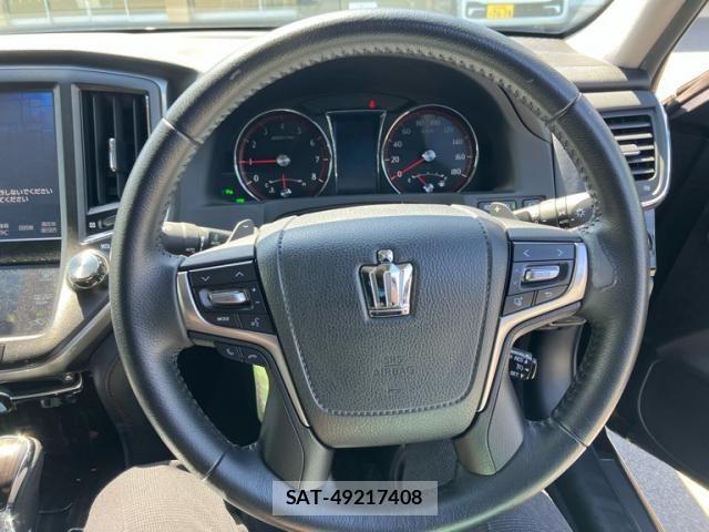 Toyota CROWN SEDAN 2015-11 8438020-21