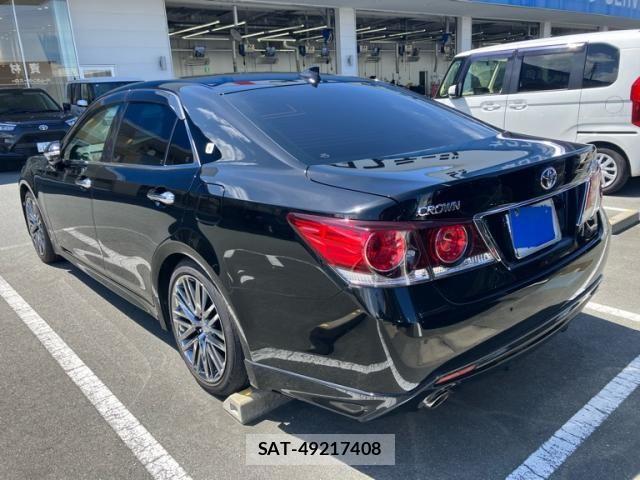 Toyota CROWN SEDAN 2015-11 8438020-7