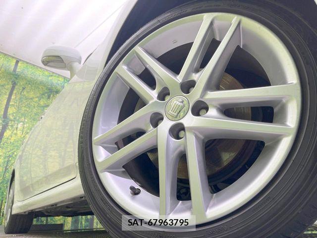 Toyota CROWN SEDAN 2011-03 8457220-12