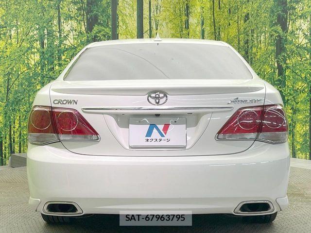 Toyota CROWN SEDAN 2011-03 8457220-14