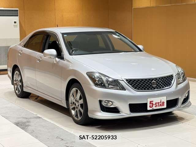 Toyota CROWN SEDAN 2009-06 8457218-11