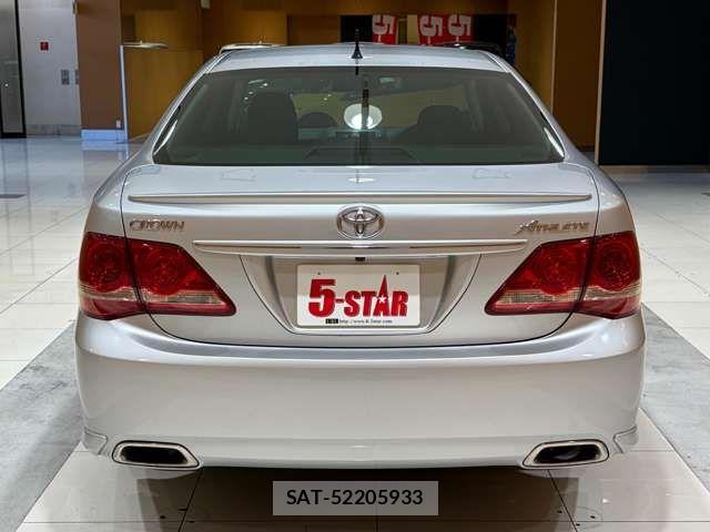 Toyota CROWN SEDAN 2009-06 8457218-13