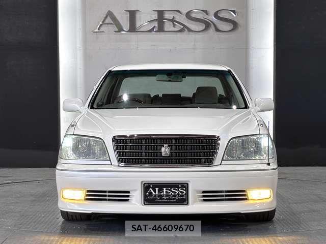 Toyota CROWN SEDAN 2003-11 8457217-13