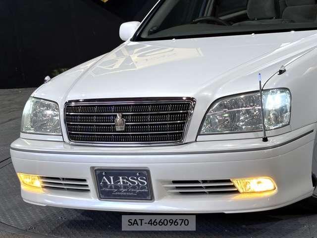 Toyota CROWN SEDAN 2003-11 8457217-6