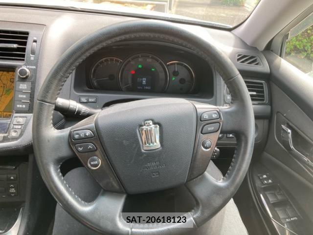 Toyota CROWN SEDAN 2009-08 8485203-16