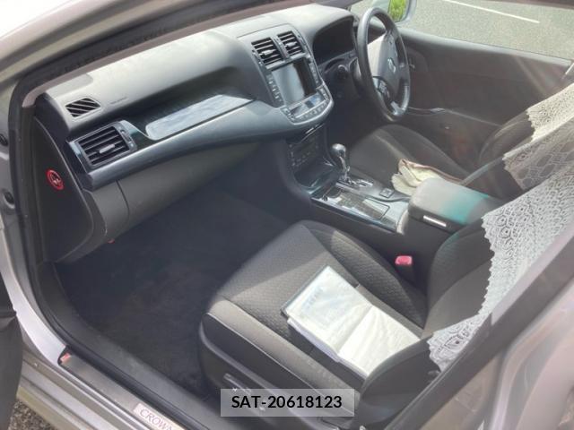 Toyota CROWN SEDAN 2009-08 8485203-8