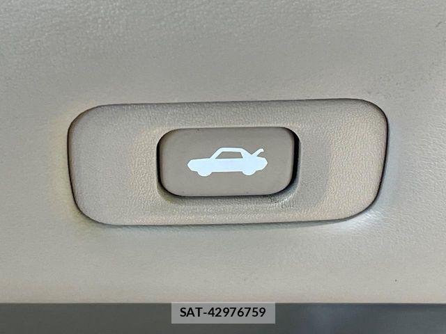 Toyota CROWN SEDAN 2012-01 8524154-5