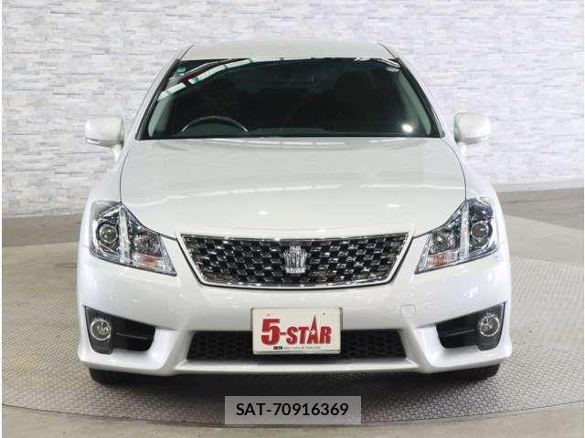 Toyota CROWN SEDAN 2012-04 8561538-10