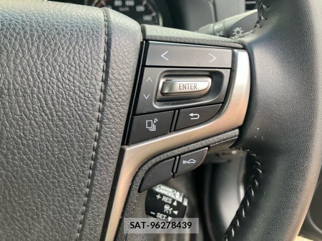 Toyota CROWN SEDAN 2016-03 8561535-12