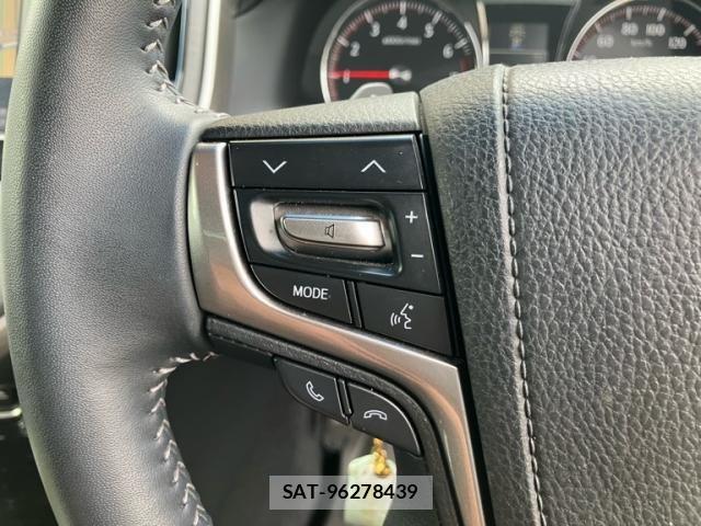 Toyota CROWN SEDAN 2016-03 8561535-13