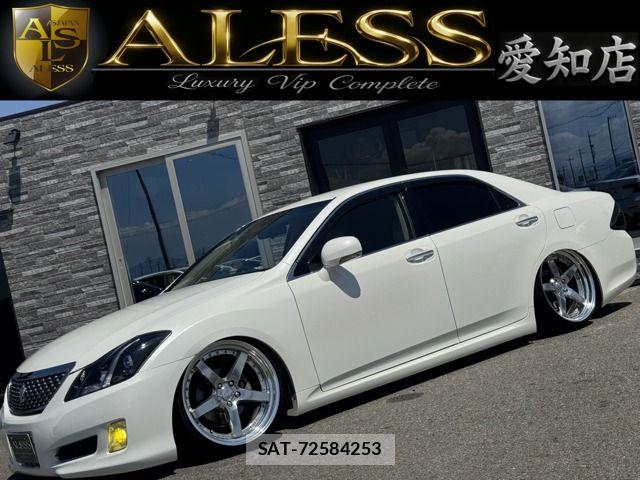 Toyota CROWN SEDAN 2009-11 8561539-0