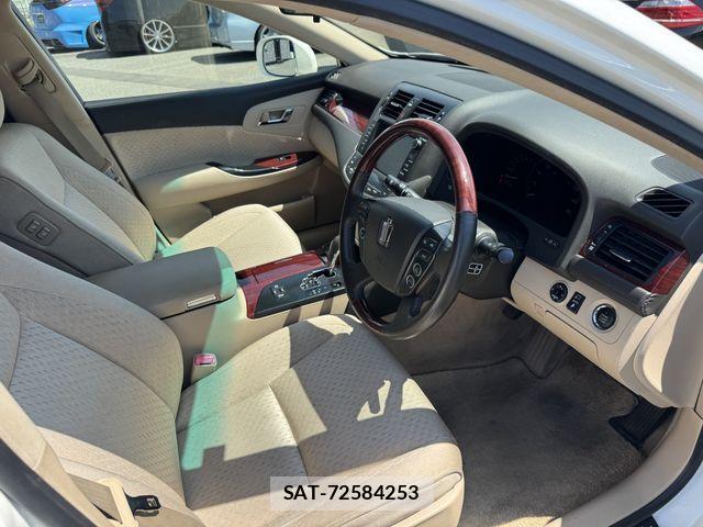 Toyota CROWN SEDAN 2009-11 8561539-22
