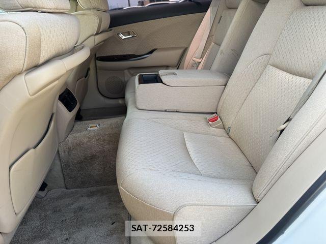 Toyota CROWN SEDAN 2009-11 8561539-26