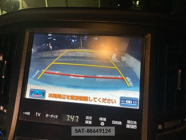 Toyota CROWN SEDAN 2013-07 8626273-17