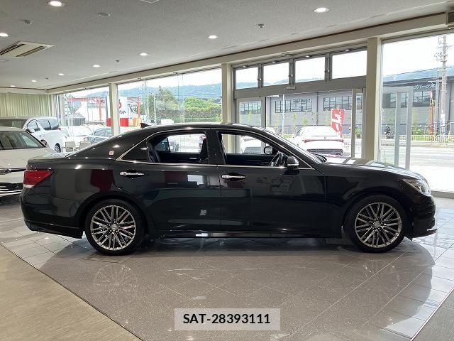 Toyota CROWN SEDAN 2013-01 8626268-14