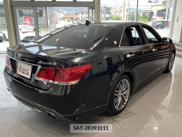 Toyota CROWN SEDAN 2013-01 8626268-2