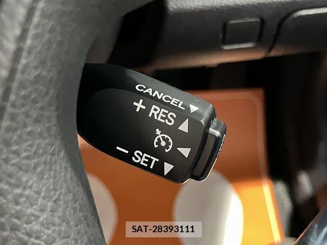 Toyota CROWN SEDAN 2013-01 8626268-5