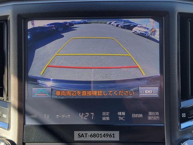 Toyota CROWN SEDAN 2017-10 8626269-19
