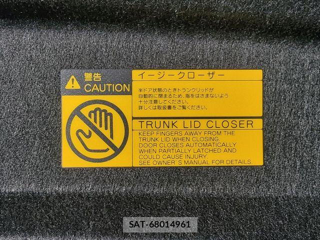 Toyota CROWN SEDAN 2017-10 8626269-26
