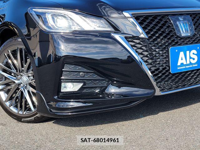 Toyota CROWN SEDAN 2017-10 8626269-2