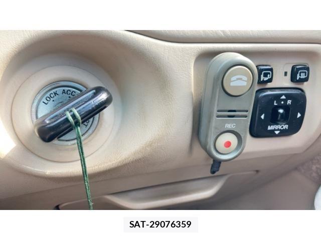 Toyota CROWN SEDAN 1999-11 8626277-16