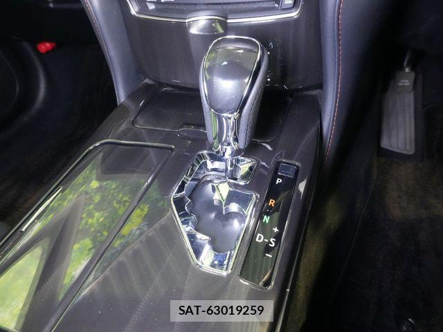 Toyota CROWN SEDAN 2013-08 8626271-17