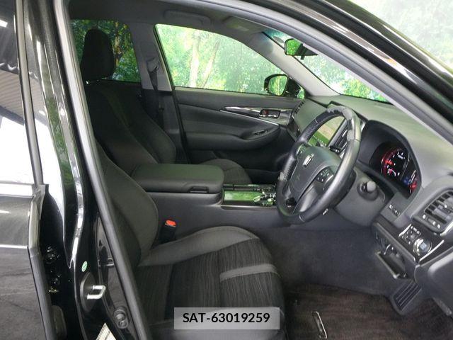 Toyota CROWN SEDAN 2013-08 8626271-24