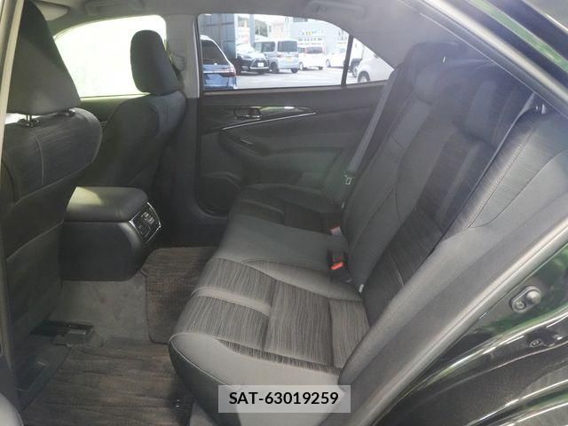 Toyota CROWN SEDAN 2013-08 8626271-27