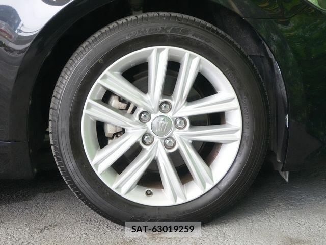 Toyota CROWN SEDAN 2013-08 8626271-29