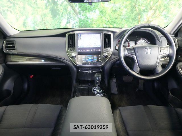 Toyota CROWN SEDAN 2013-08 8626271-5