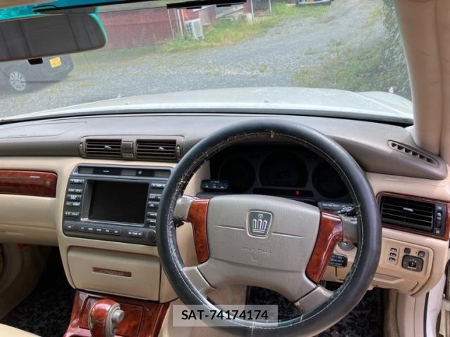 Toyota CROWN SEDAN 2002-09 8658548-14