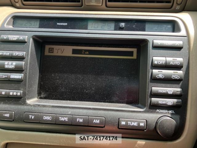 Toyota CROWN SEDAN 2002-09 8658548-20