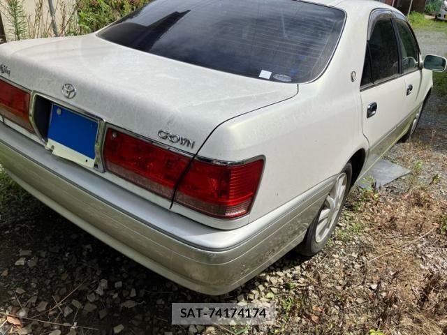 Toyota CROWN SEDAN 2002-09 8658548-3
