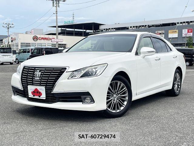 Toyota CROWN SEDAN 2013-03 8658542-0
