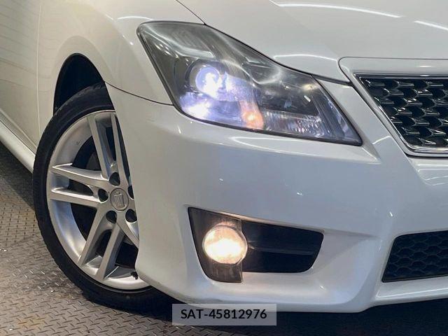 Toyota CROWN SEDAN 2012-11 8665988-11