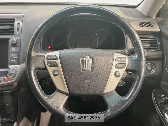 Toyota CROWN SEDAN 2012-11 8665988-6