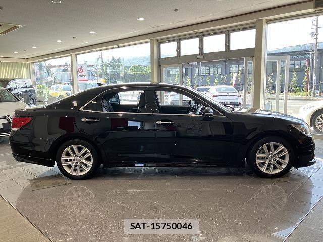 Toyota CROWN SEDAN 2014-04 8658539-13