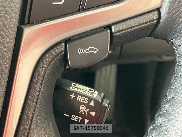 Toyota CROWN SEDAN 2014-04 8658539-6