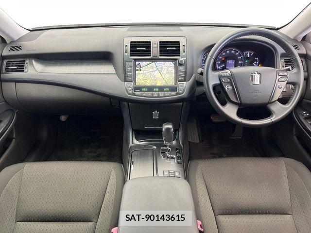 Toyota CROWN SEDAN 2009-09 8665989-1