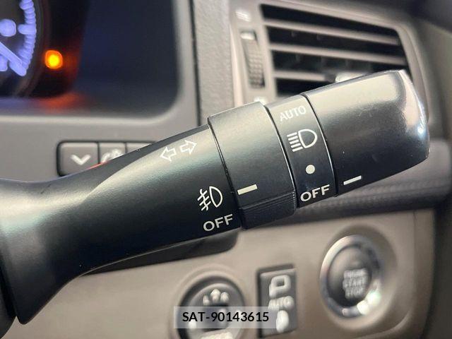 Toyota CROWN SEDAN 2009-09 8665989-7