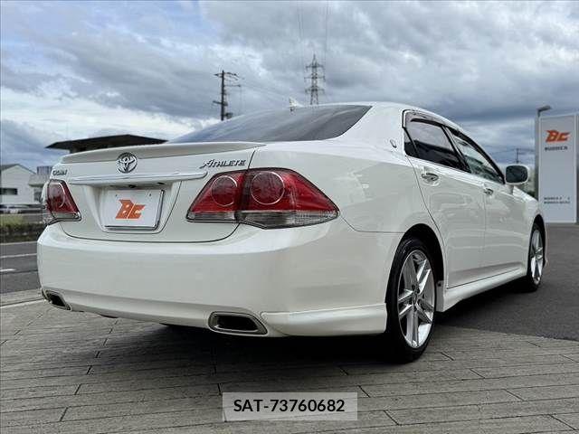 Toyota CROWN SEDAN 2010-06 8658546-14