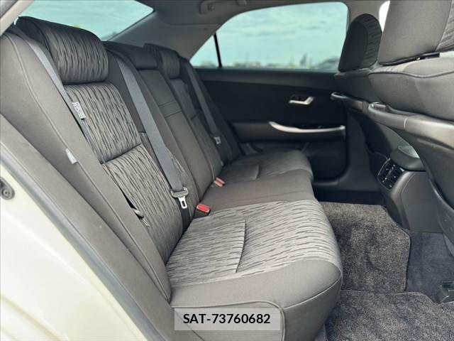 Toyota CROWN SEDAN 2010-06 8658546-18