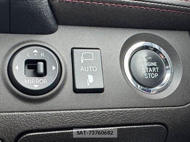Toyota CROWN SEDAN 2010-06 8658546-23