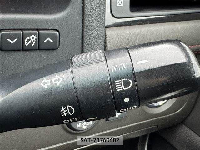Toyota CROWN SEDAN 2010-06 8658546-24